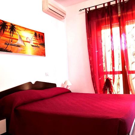 Happy Mare Apartment Su Forti Bagian luar foto