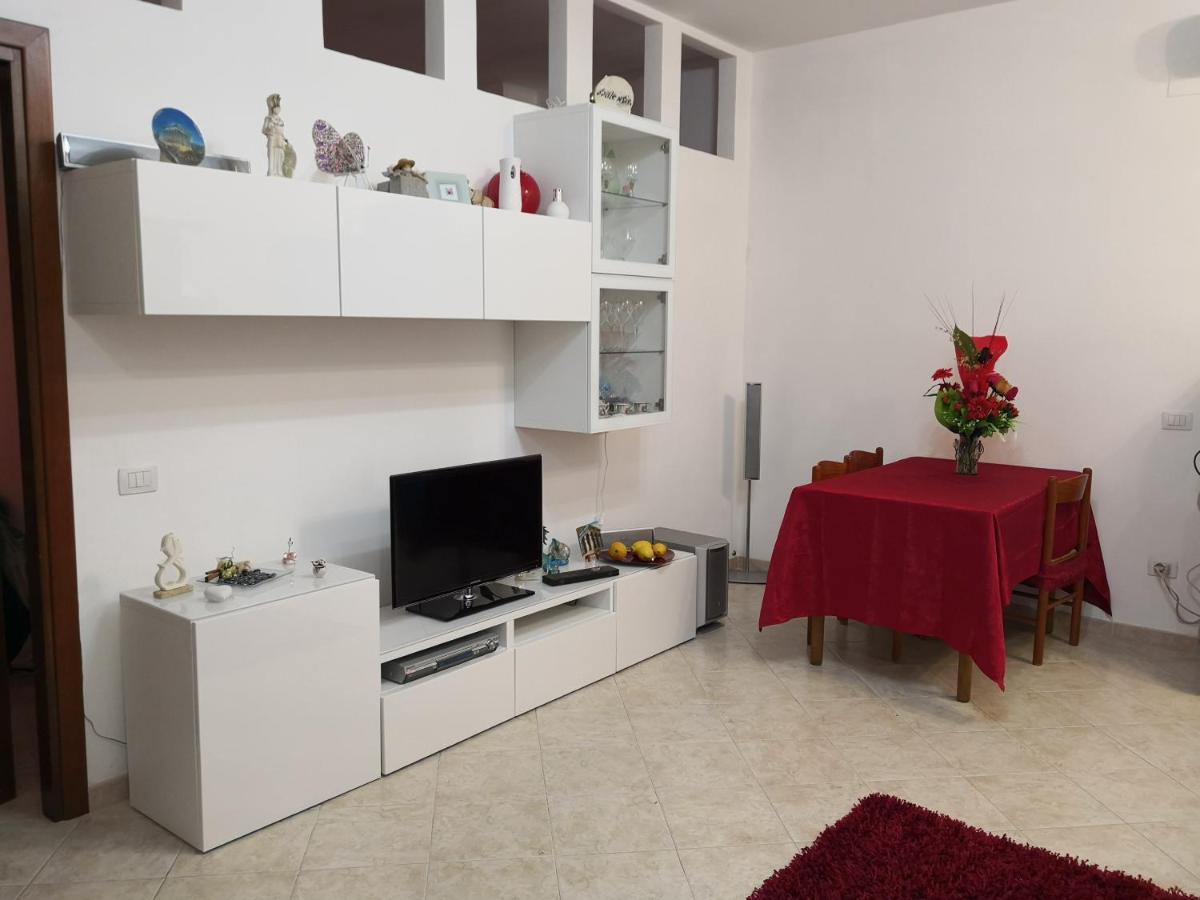 Happy Mare Apartment Su Forti Bagian luar foto